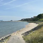 Min Oeoemrang Lun